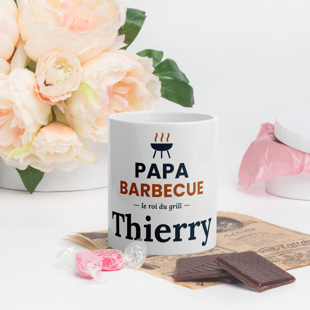 Mug céramique Papa Barbecue le roi du grill avec prénom